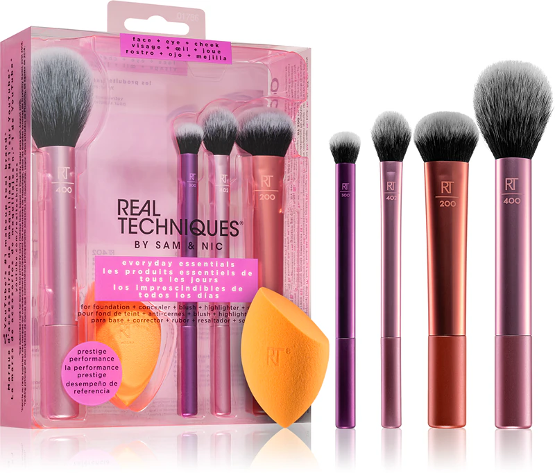 Real Techniques Everyday Essential Makeup Set pennelli